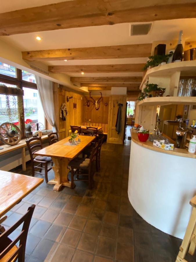 Gasthaus Edelweiss Langwies Ngoại thất bức ảnh